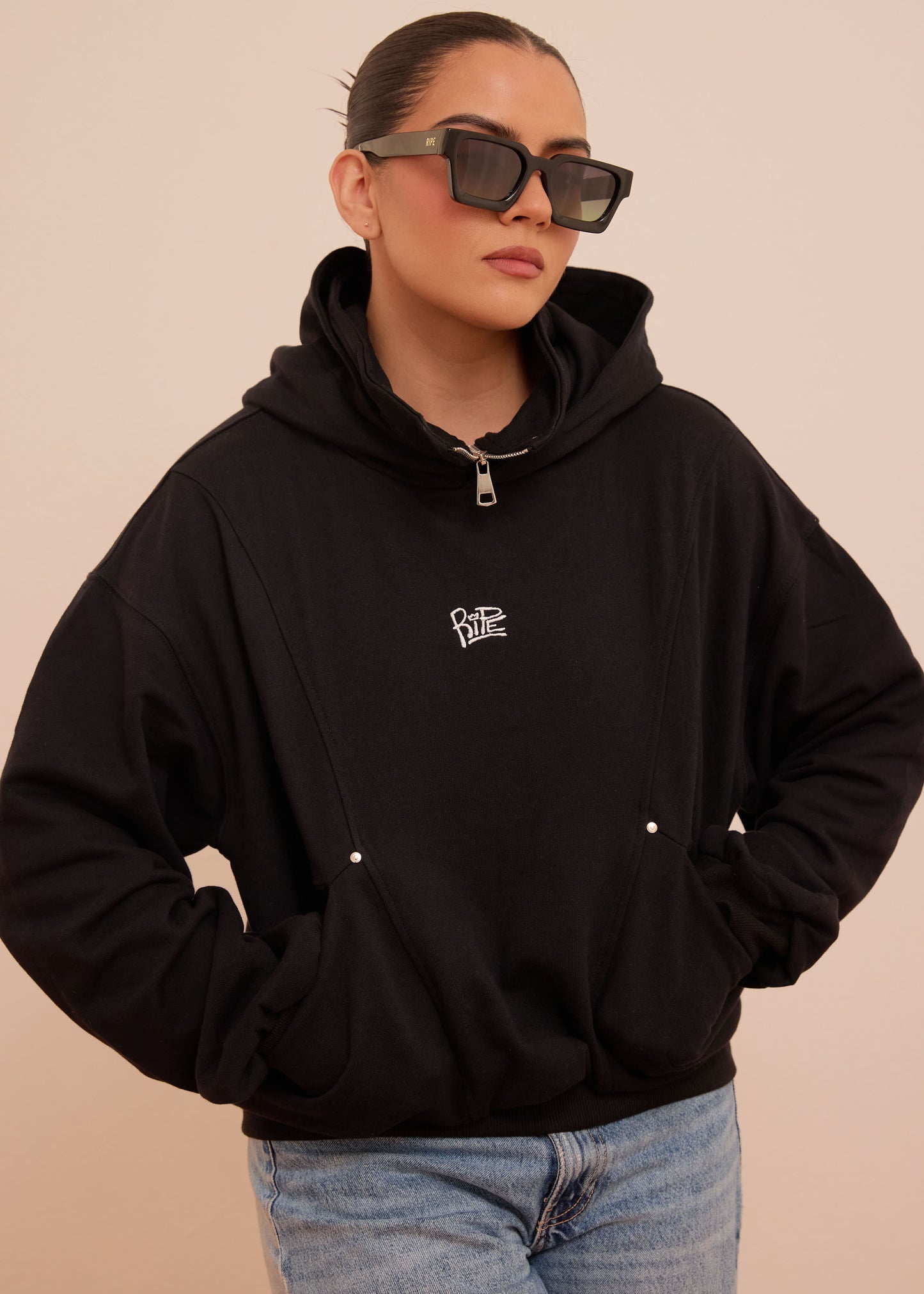 RIPE 2: Crop Hoodie Doble Cuello Black