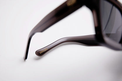 RIPE COLOR: BLACK